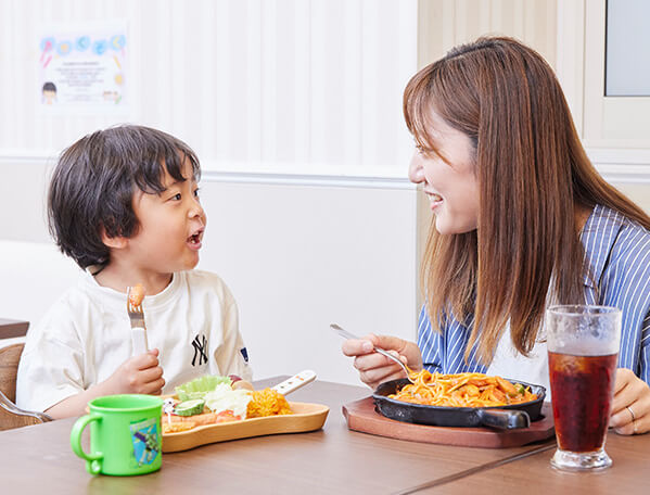 ママとお子様の食事